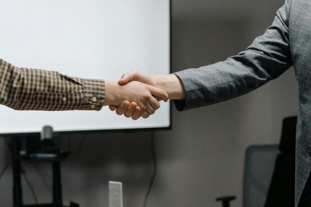 hand shake
